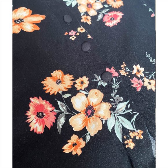 H&M Divided Floral Skirt - Picture 6 of 7